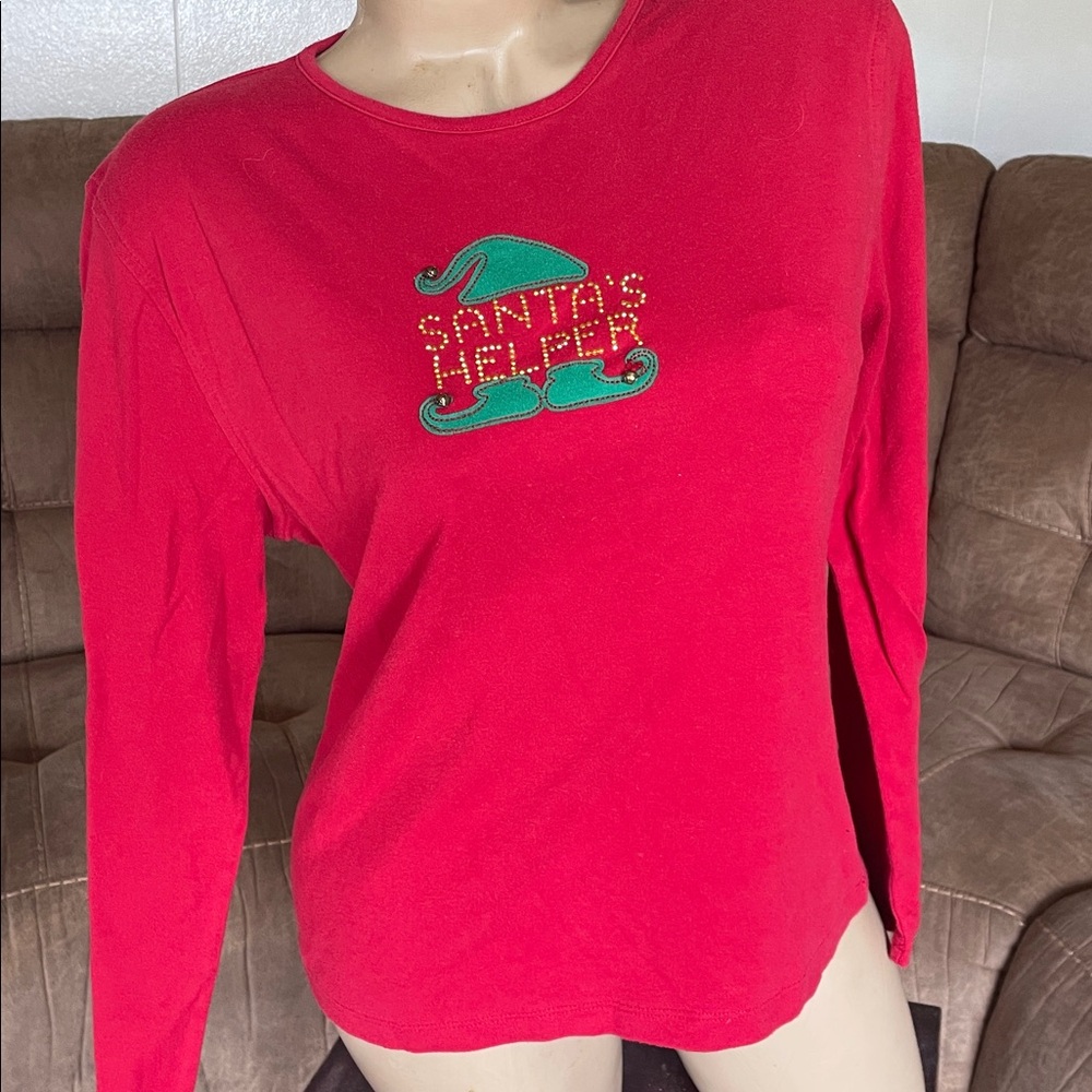 🎄 Santa’s Helper Graphic Long Sleeve | Red Medium – Festive & Fun